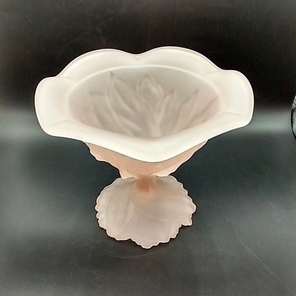 Vintage Imperial Lenox Pink Satin Frosted Glass Leaf Pedestal Candy Dish Marked - Picture 7 of 12